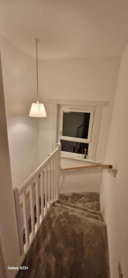 Archillects Entire Two Bedroom Comfy House - Free Parking Glasgow Exteriér fotografie